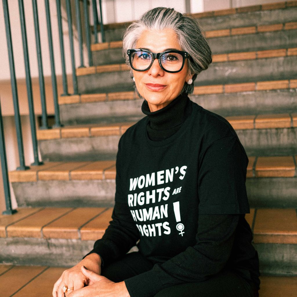 Women's rights are human rights t-shirt